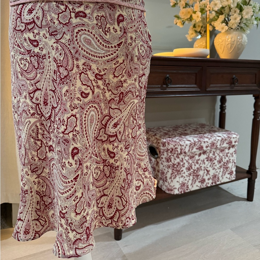 Petite Sophisticate Pink Paisley Skirt Set - Picture 3 of 6